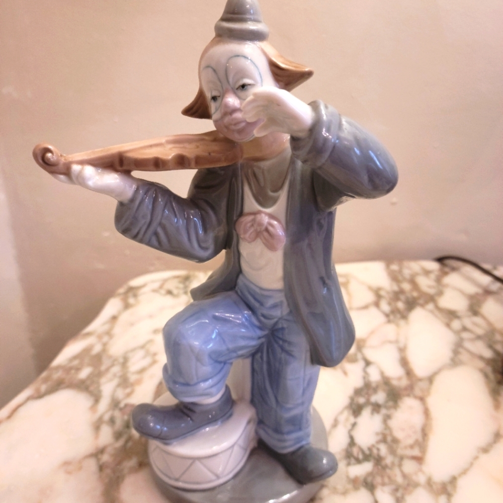 Paul Sebastián Porcelain Clown Playing Violin